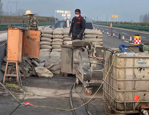 铁门关高速路病害处理